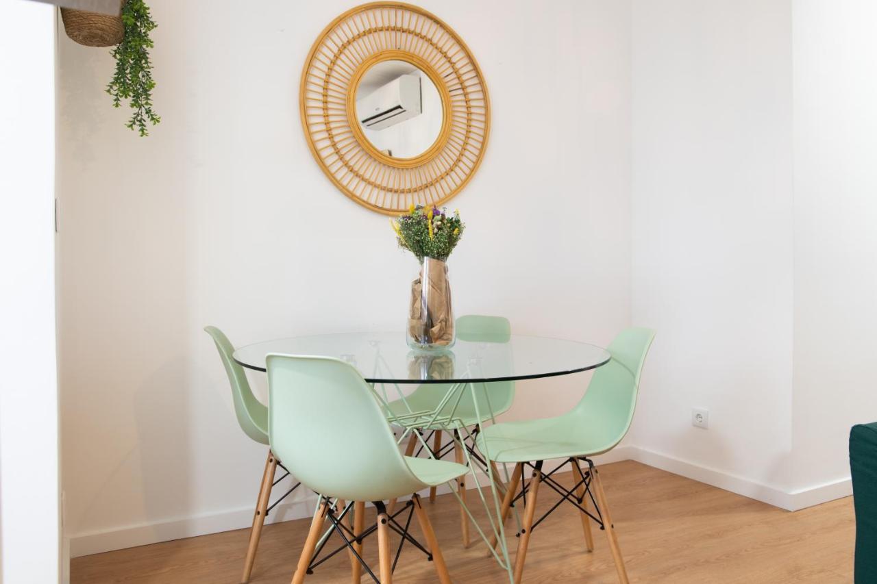 Charming 1 Bedroom Apartment W/ Terrace Near Belem Lisboa Eksteriør billede