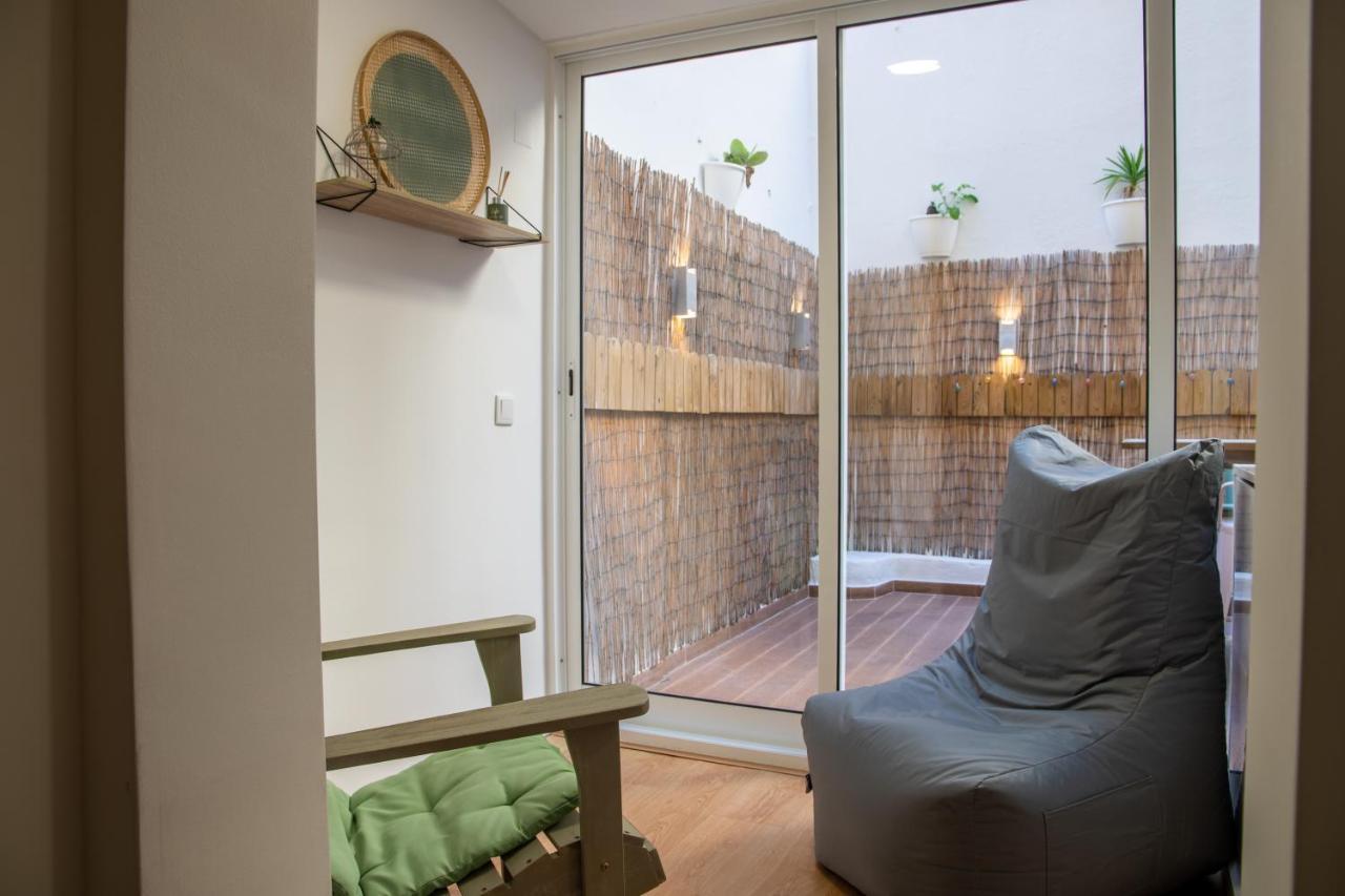Charming 1 Bedroom Apartment W/ Terrace Near Belem Lisboa Eksteriør billede