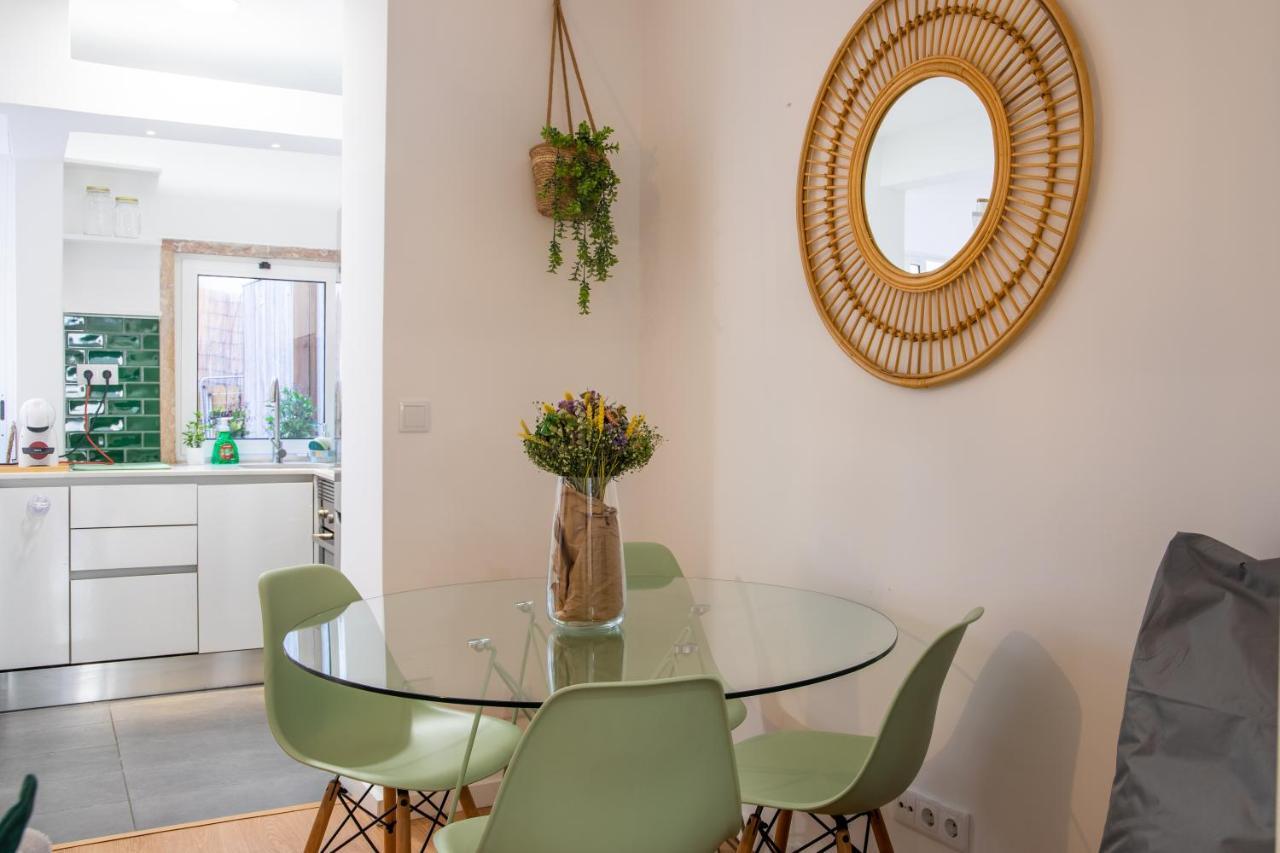 Charming 1 Bedroom Apartment W/ Terrace Near Belem Lisboa Eksteriør billede
